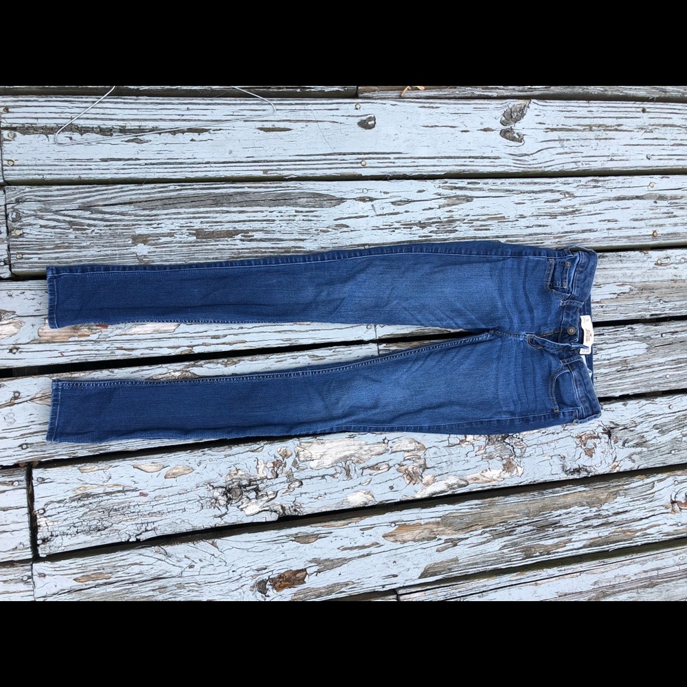 Plain Hollister Skinny Jeans